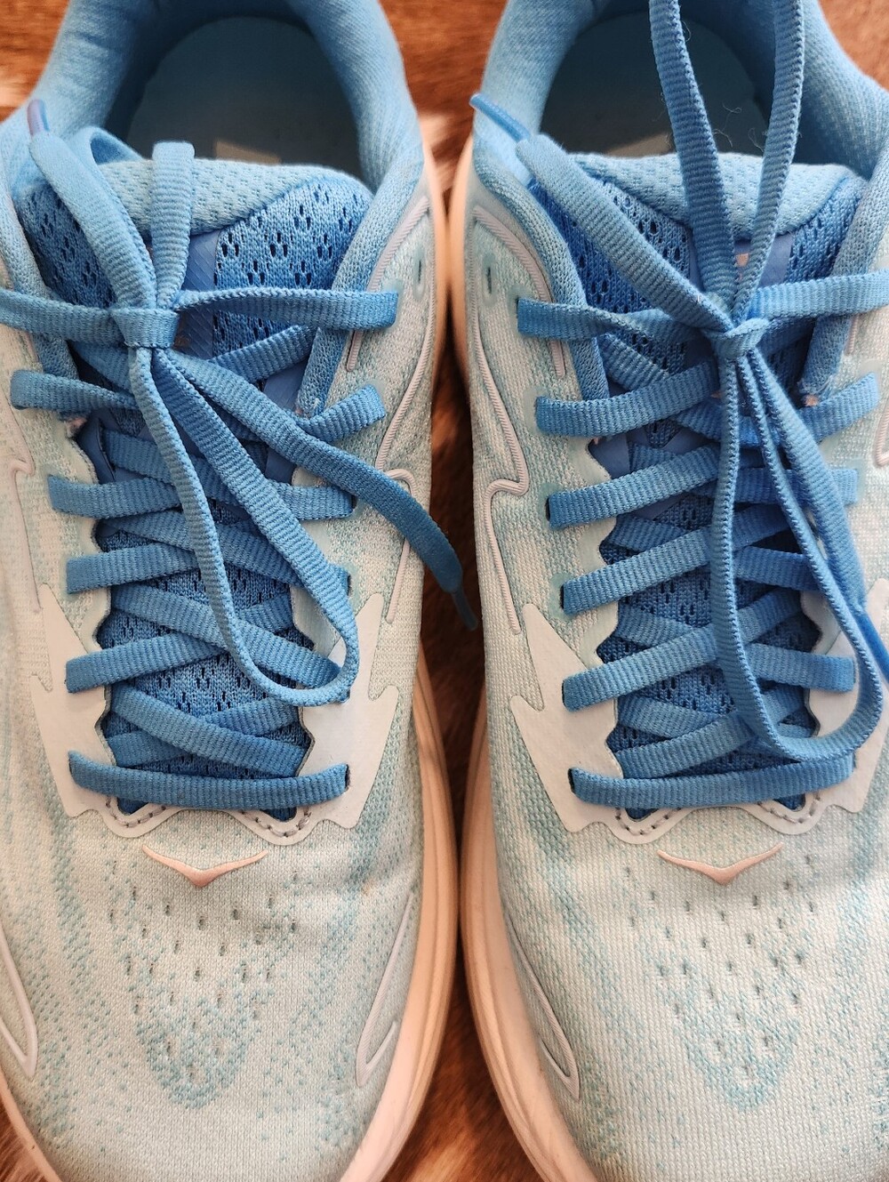Hoka Clifton 10 Turquoise and White Shoe 7.5 - Picture 3 of 6